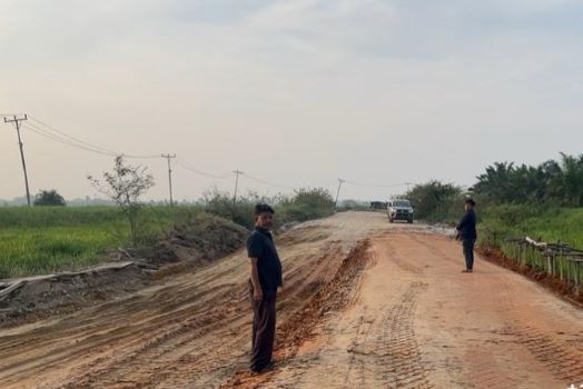 Ruas Jalan Sontang-Duri Selesai Diperbaiki, Sudah Bisa Dilalui Roda 4