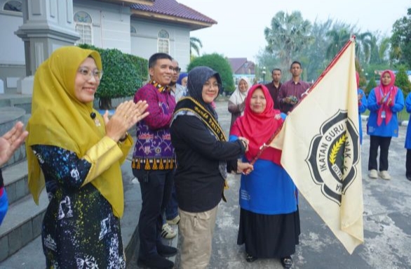 Lepas Kontingen Porseni IGTKI ke Kuansing, Bupati Siak: Pemkab Dukung  Pendidikan