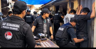Gerebek Sarang Narkoba Polresta Pekanbaru Incar Sabu, Senpi dan Sajam