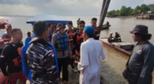 Kapal Pompong Tenggelam di Kepulauan Meranti, Dua Orang Hilang