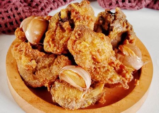 Resep Ayam Goreng Bawang Putih Rumahan yang Renyah dan Krispi