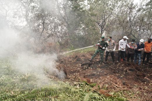 Udara Buruk Dampak Karhutla  Warga Pekanbaru Diimbau Pakai Masker