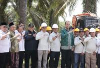 Buka Program PSR, Bupati Inhu: Perkebunan Penopang Ekonomi Daerah